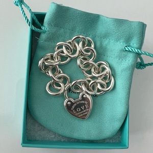 Tiffany & Co. 
Sterling Silver Return to Tiffany Love Lock Bracelet